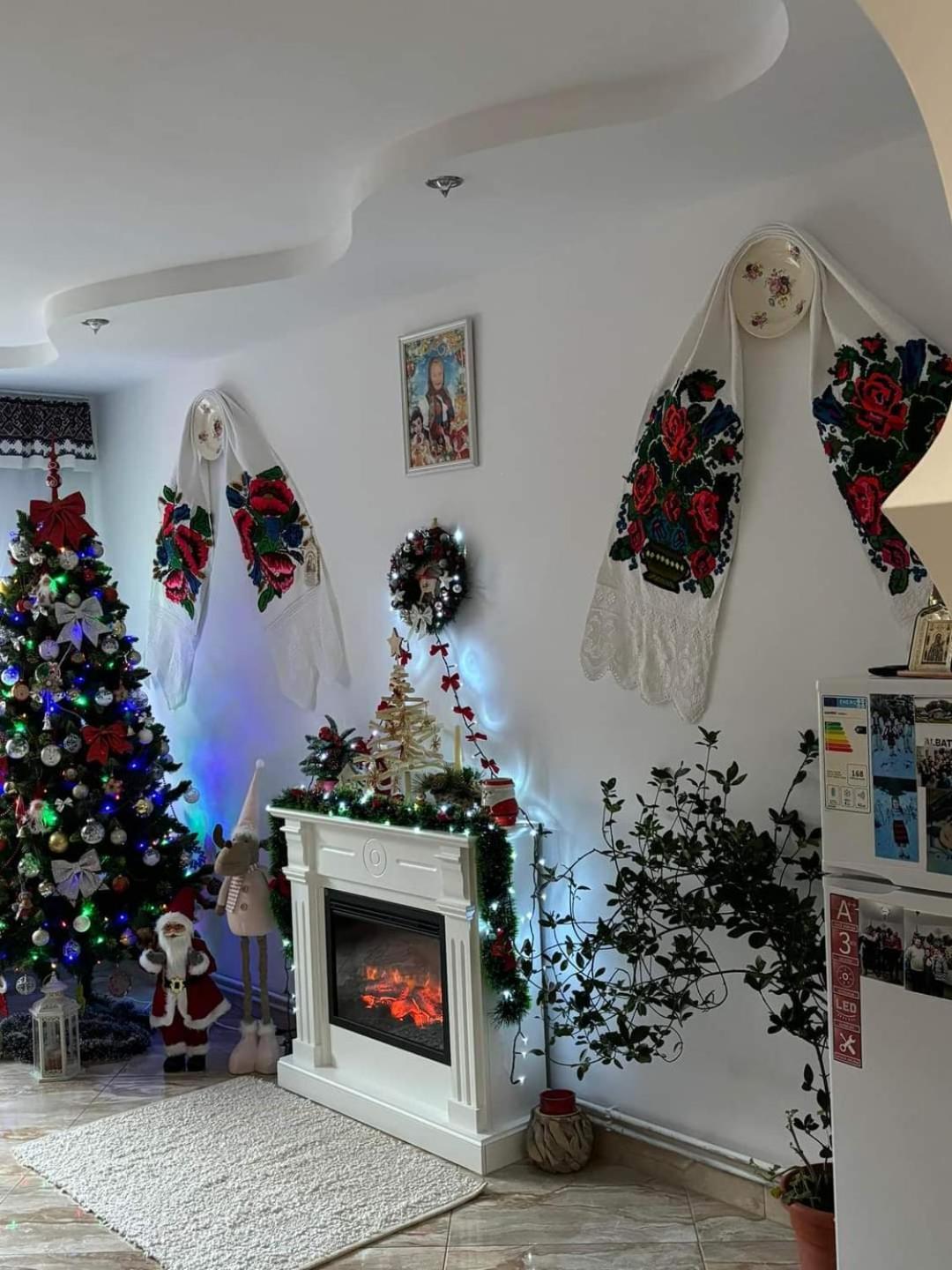 Hotel Sub Creasta Cocosului Breb Esterno foto
